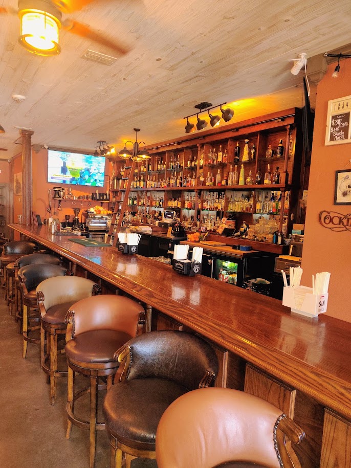 The long bar at RNA Tavern in Mineola, Texas